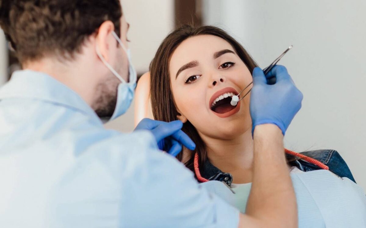 Tratament dentar sigur la clinica stomatologică Craiova